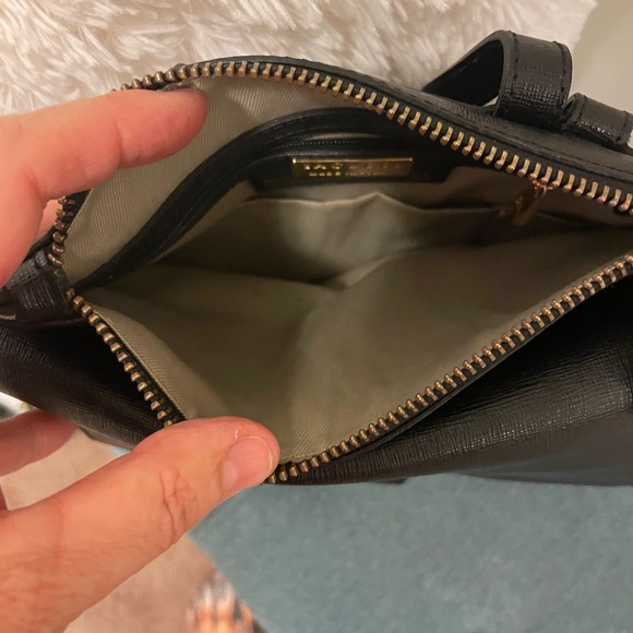 Lacucci leather backpack style purse in black with interior zip pocket - Picture 11 of 14